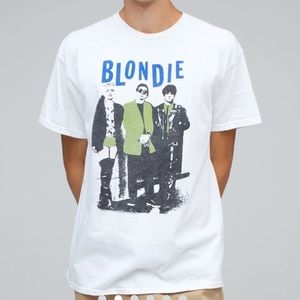 NEW Graphic Blondie T-shirt Junk Food unisex